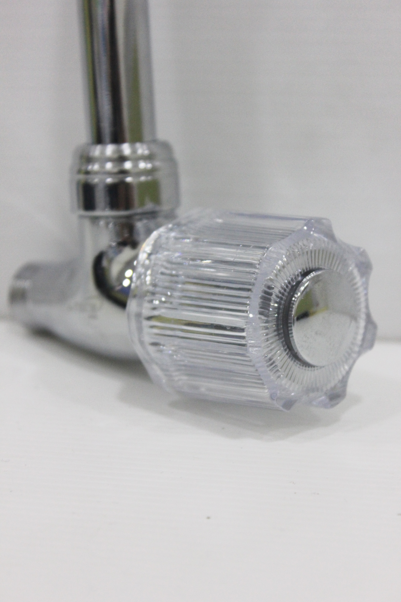 FLEXI BIB TAP (LEVER TYPE J) - Image 2